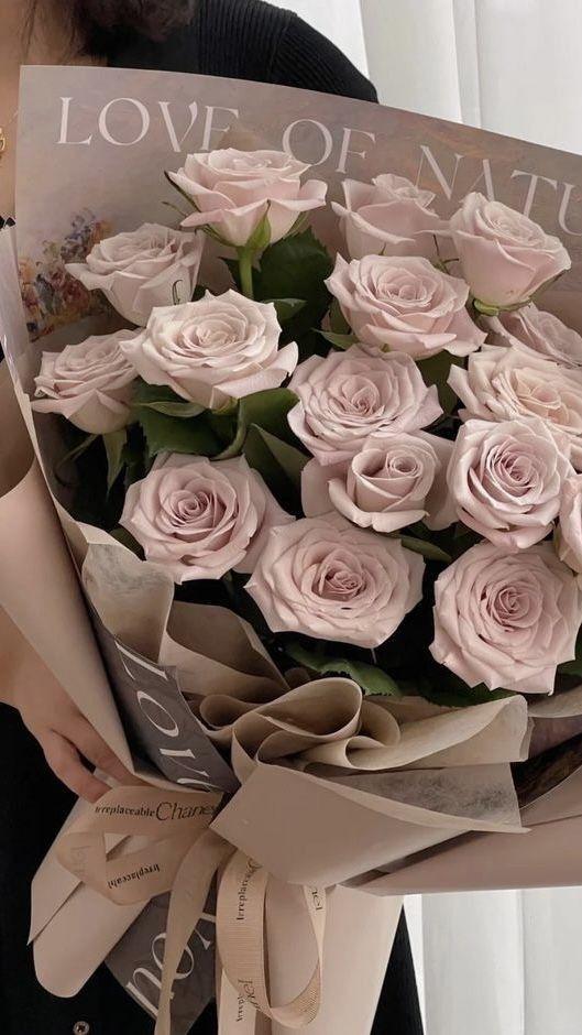 Eternal Elegance Vintage Bloom Collection